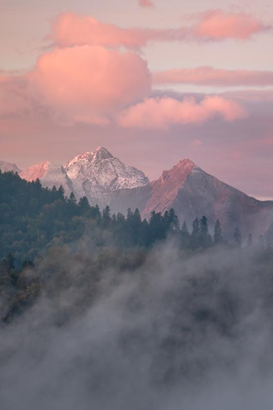 Tatry czorsztyn wschod slonca mgla — fotografia Maciej Zawiasa